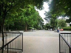 周辺環境:三田丘の上公園 恵比寿ガーデンテラス壱番館