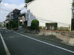 周辺環境:加藤医院 土地・売地 世田谷区豪徳寺１丁目 15200万円 豪徳寺駅｜住建ハウジング