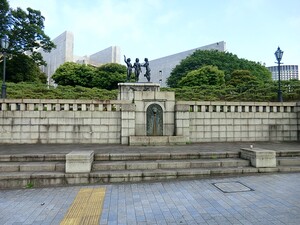 周辺環境:三宅坂小公園 平河町森タワーレジデンス(62000万円)｜中古マンション（新築･中古）｜住建ハウジング