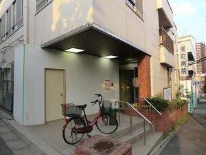 周辺環境:柳町病院 マージュ市谷柳町