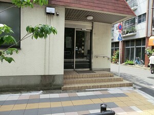 周辺環境:高杉医院 新築一戸建て 荒川区西日暮里１丁目 9080万円 三河島駅｜住建ハウジング