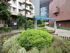 周辺環境:東大久保公園 新宿区新宿７丁目(22000万円)｜土地・売地｜住建ハウジング