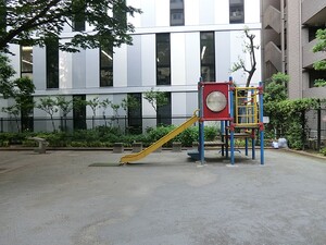 周辺環境:春木町公園 文京区本郷３丁目(6200万円)のマンション(区分)｜住建ハウジング