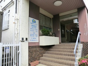 周辺環境:大賀胃腸科内科 世田谷区上祖師谷３丁目(8490万円)｜新築一戸建て｜住建ハウジング