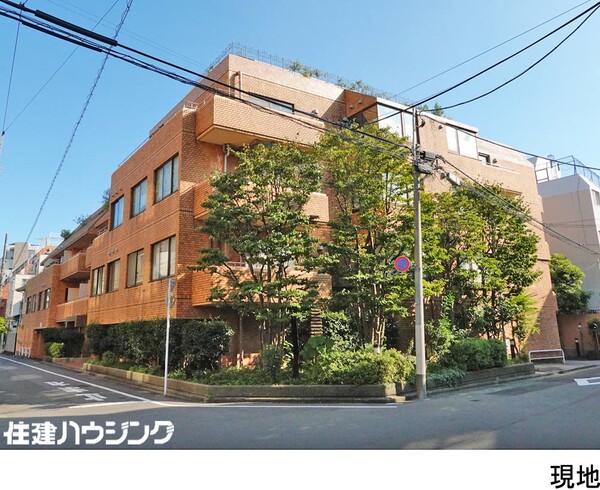  小田急千駄ヶ谷２２番館