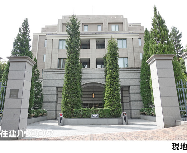  麻布霞町パーク・マンション