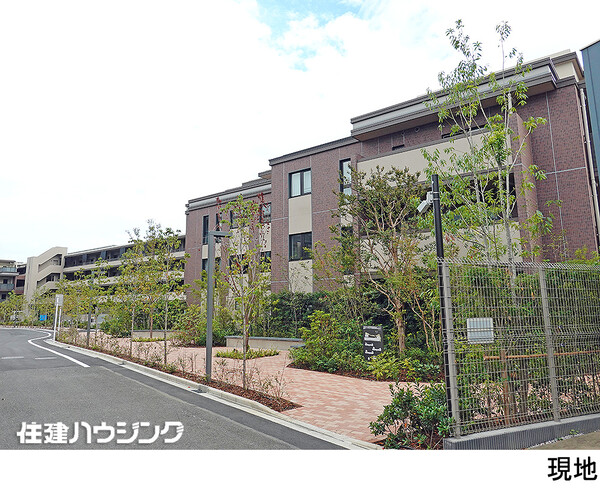  アトラスシティ千歳烏山グランスイート　風ノ棟