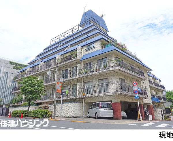  秀和松濤レジデンス