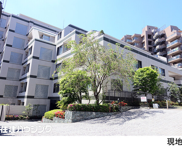  レジデンシア春日安藤坂