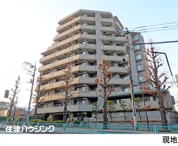  ファミール八雲