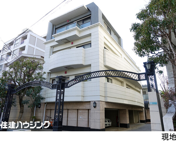  クレストフォルム駒沢公園