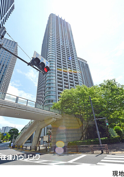  東京ツインパークス レフトウィング