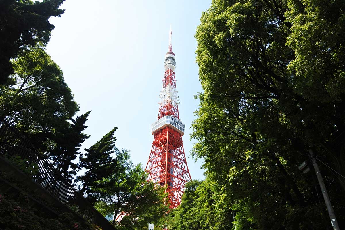 東京タワーの傾き